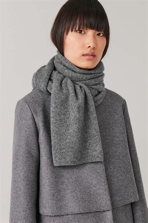 unisex cashmere scarf.